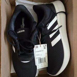 Adidas QT Racer 3.0 Cloudfoam - Black & White - Size 6.0 - New with Tags & Box!